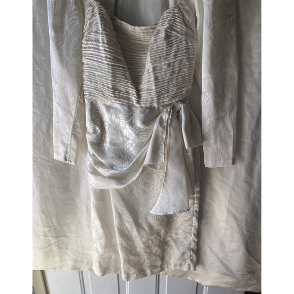 Vintage 80s USA Ivory Bow Back Backless Puff Shoulder Pencil Dress 6 - Picture 3 of 9